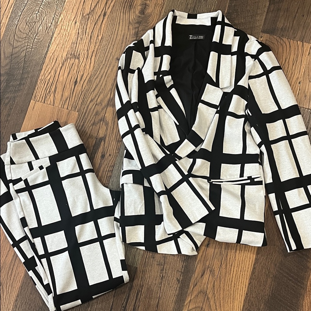 7th Avenue Blazer and Slacks Set